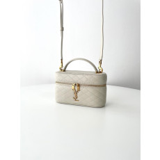 생로랑 가비 배니티백 766731