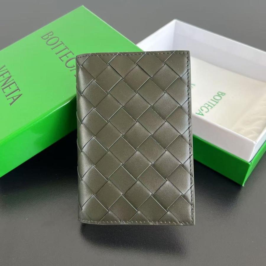 보테가베네타 여권지갑 607482