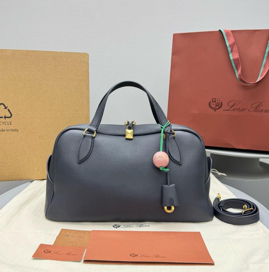 로로피아나 볼링백 토트백