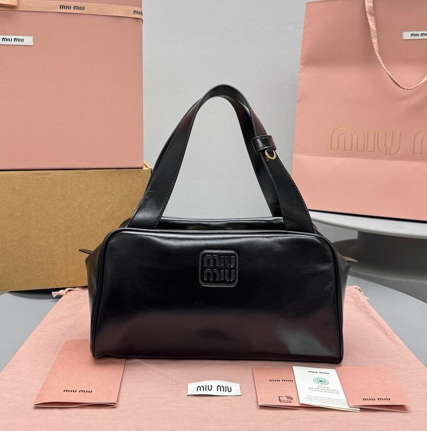 미우미우 트렁크 숄더백