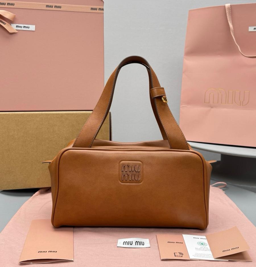 미우미우 트렁크 숄더백