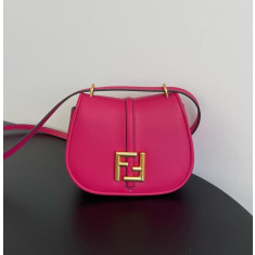 펜디 커몬 F더블로고 플랩 가죽 크로스백