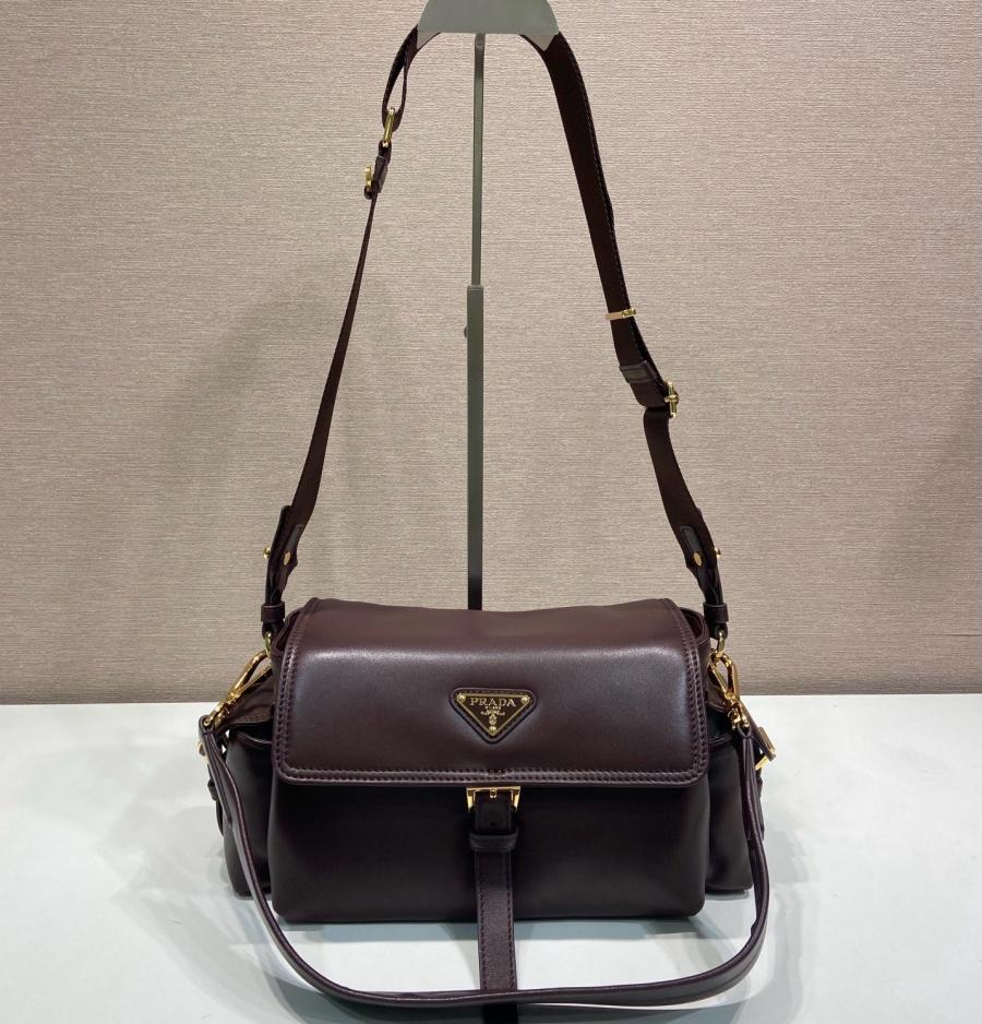 프라다 1BD394 익스플로어 가죽 숄더백