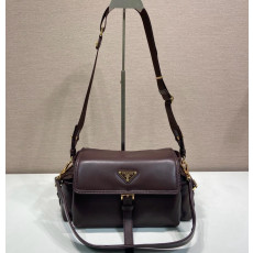 프라다 1BD394 익스플로어 가죽 숄더백