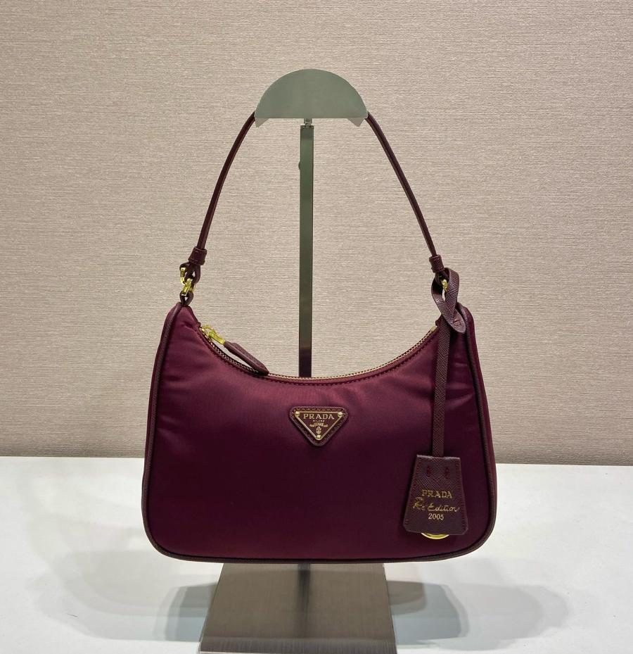 프라다 1N204M 리에디션 사피아노 트리밍 나일론 호보백