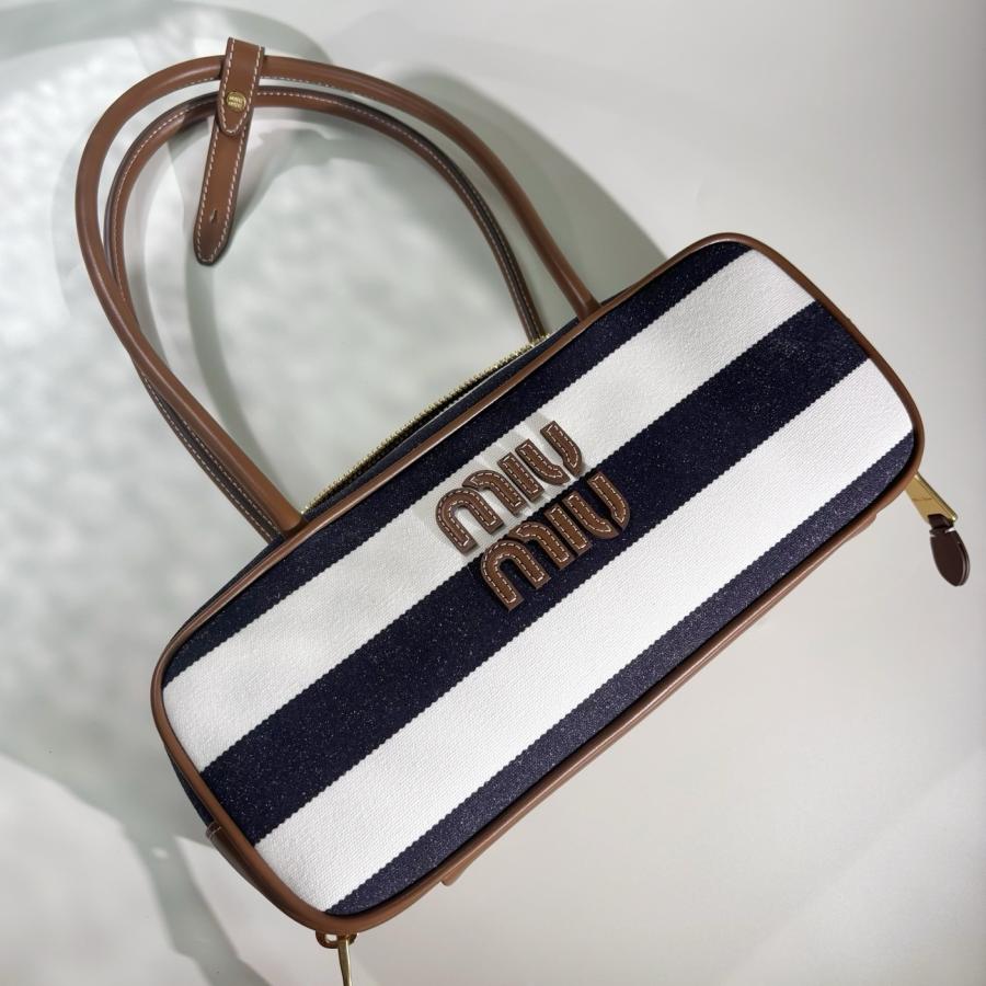 미우미우 5BB173 보 캔버스 숄더백