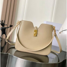 셀린느 까미유 스몰 소프트 16