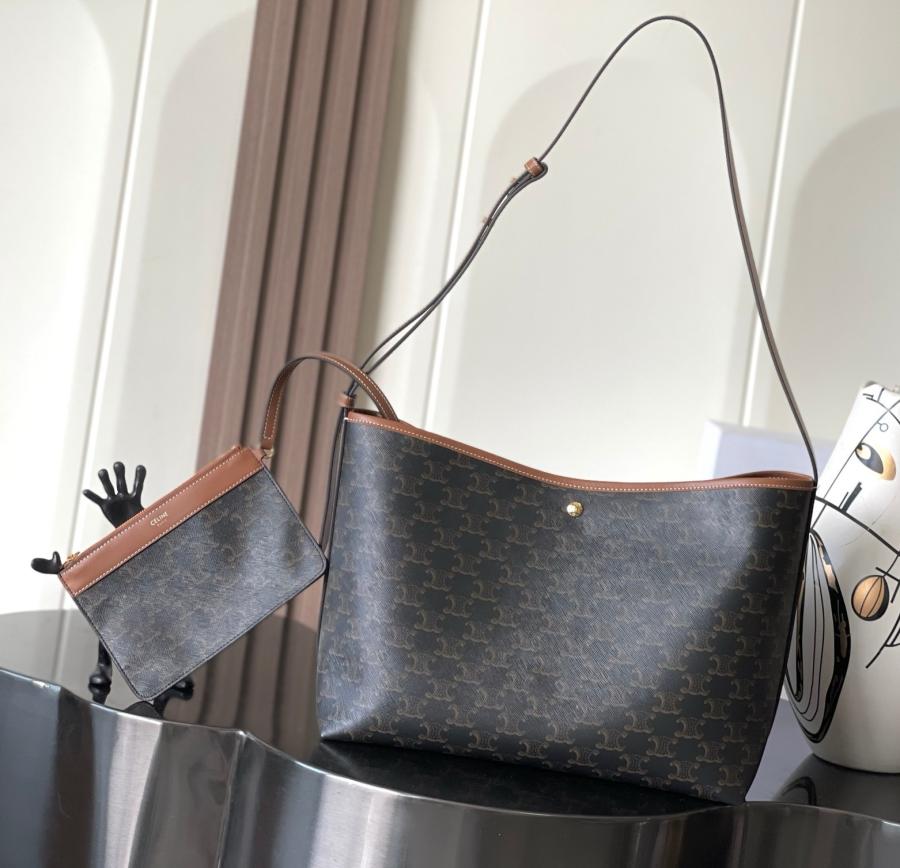 셀린느 트리오페 캔버스 소프트 쇼퍼백