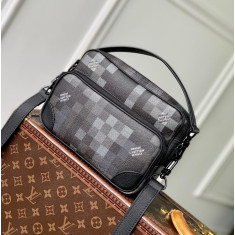 루이비통 다모플라주 닐 메신저백