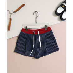 미우미우 핀스트라이프 숏팬츠 (국내배송)