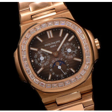 파텍필립 노틸러스 스틸 퍼페츄얼 캘린더 40mm