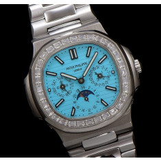 파텍필립 노틸러스 스틸 퍼페츄얼 캘린더 40mm