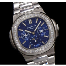 파텍필립 노틸러스 스틸 퍼페츄얼 캘린더 40mm