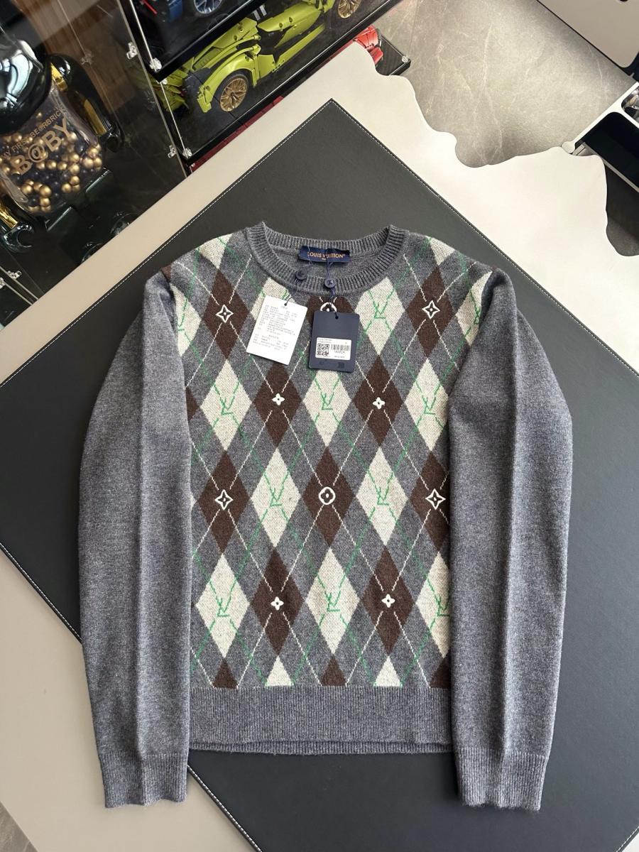 루이비통 아가일 니트