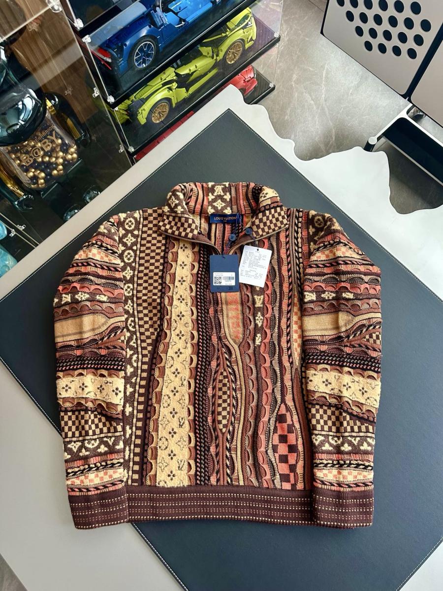 루이비통 하프 지퍼 니트