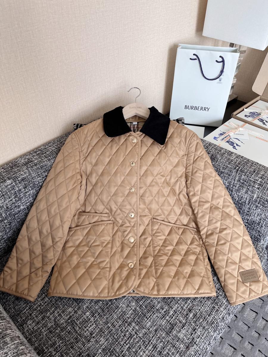 버버리 퀼팅 하프 자켓