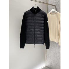 몽클레어 로고 패치 트리콧 하이넥 패딩 (남녀공용)