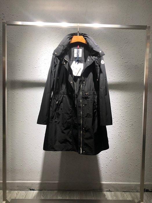 몽클레어 말라카이트 윈드자켓