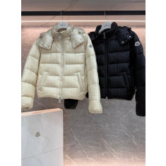 몽클레어 지저스 숏 다운 재킷