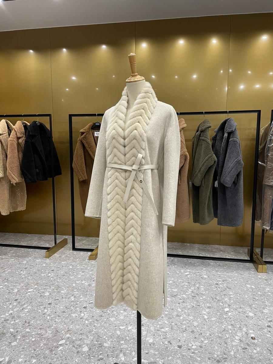 로로피아나 캐시미어 밍크 코트