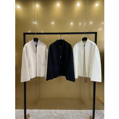 로로피아나 자켓