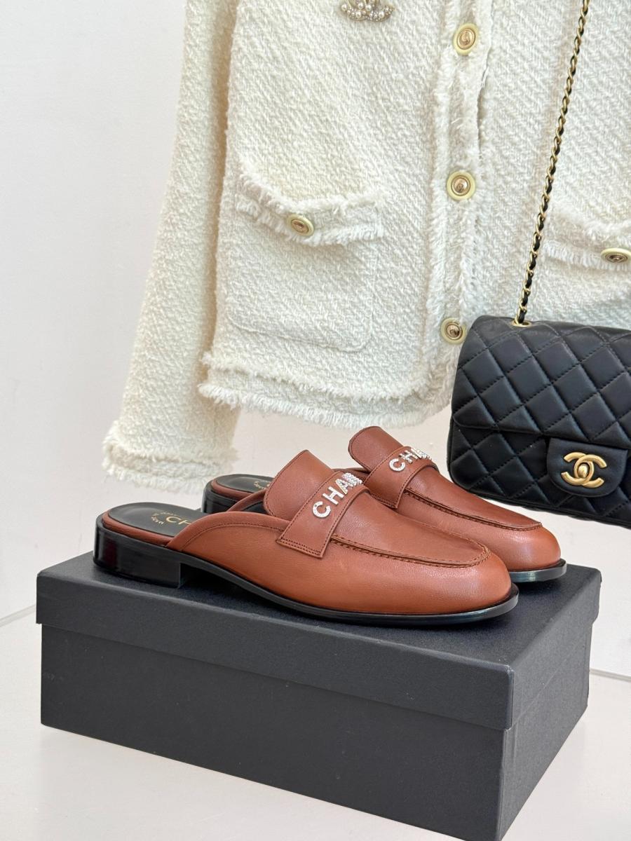 샤넬 25A 이니셜 블로퍼