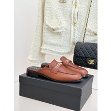 샤넬 25A 이니셜 블로퍼