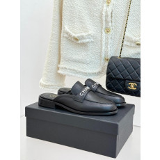 샤넬 25A 이니셜 블로퍼