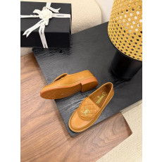 샤넬 25 가죽 퀄팅 로퍼