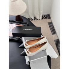 샤넬 25 진주 장식 플랫