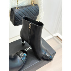 샤넬 가죽 부티 펌프스