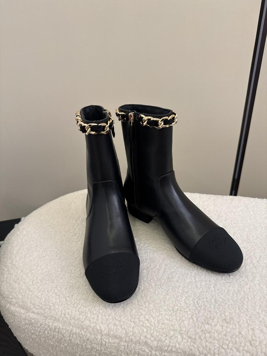 샤넬 25K 체인장식 쇼트부츠