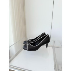 샤넬 25K 램스킨 펌프스