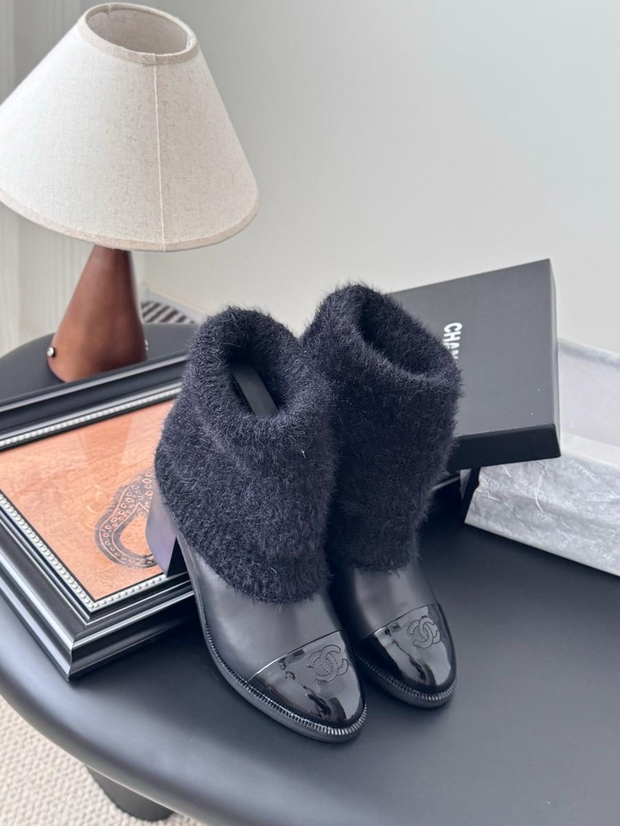 샤넬 25K 퍼장식 부츠