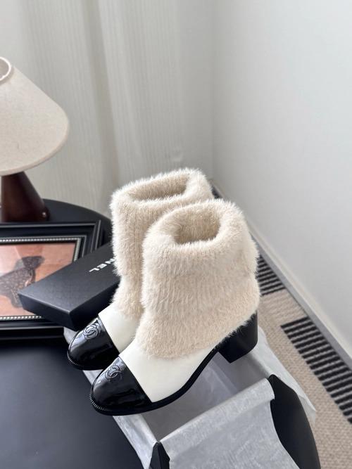 샤넬 25K 퍼장식 부츠