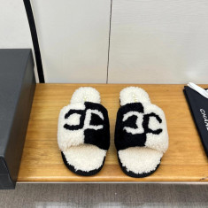 샤넬 25 퍼 슬리퍼