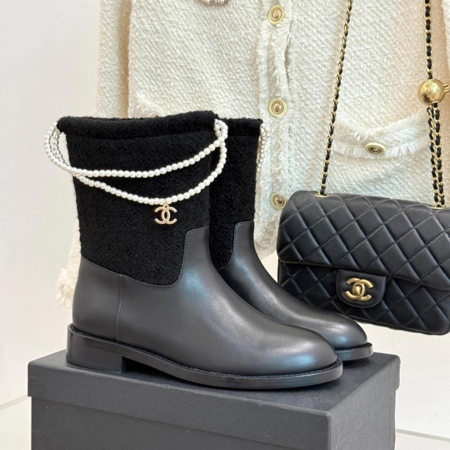 샤넬 25B 미들 부츠