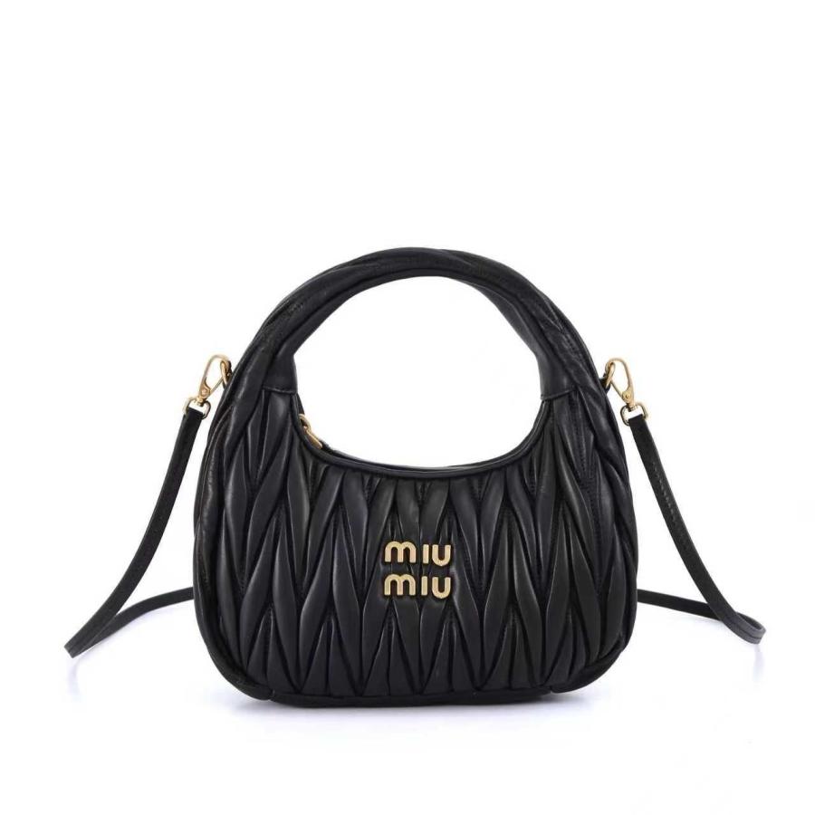 미우미우 마틀라쎄 완더백 (국내배송)