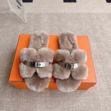 에르메스 Giulia 퍼 슬리퍼