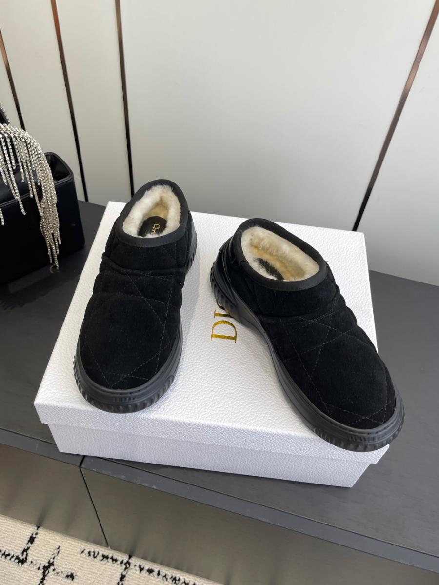 디올 프로스트 로우 앵클 부츠