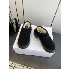 디올 프로스트 로우 앵클 부츠