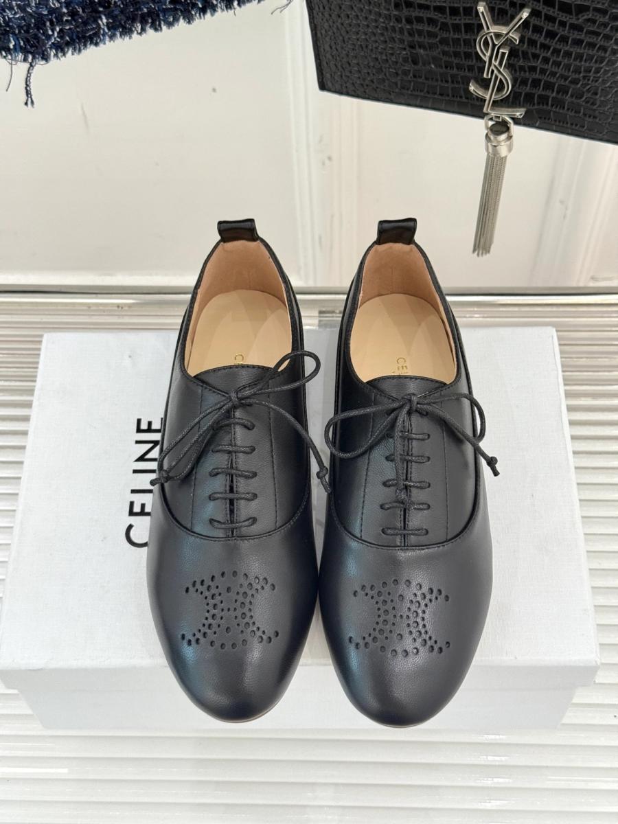 셀린느 2025 로퍼