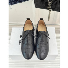 셀린느 2025 로퍼