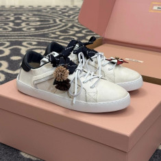 미우미우 2025 신상 스니커즈