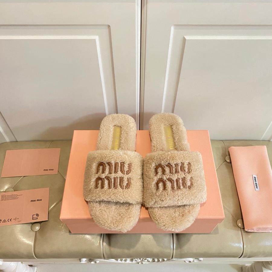 미우미우 시어링 퍼 슬리퍼