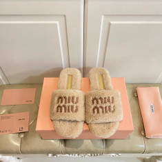 미우미우 시어링 퍼 슬리퍼