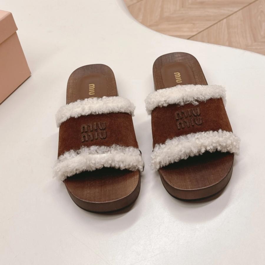 미우미우 시어링 슬리퍼
