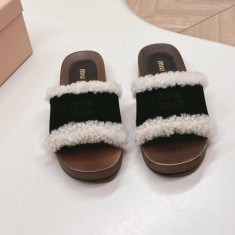 미우미우 시어링 슬리퍼