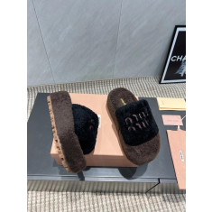 미우미우 시어링 통굽 슬리퍼