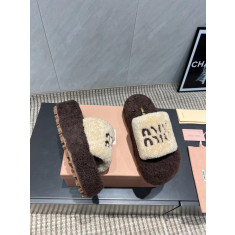 미우미우 시어링 통굽 슬리퍼